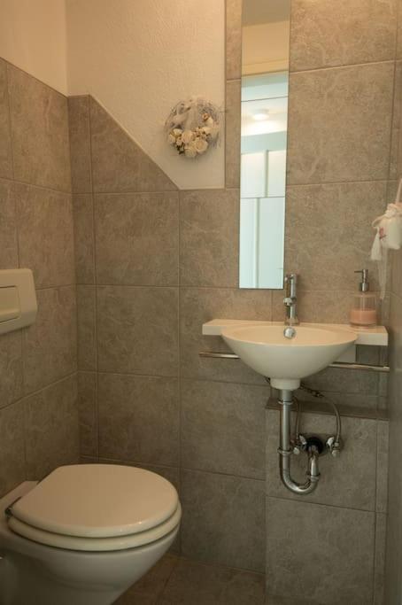 Weiss Apartment *
